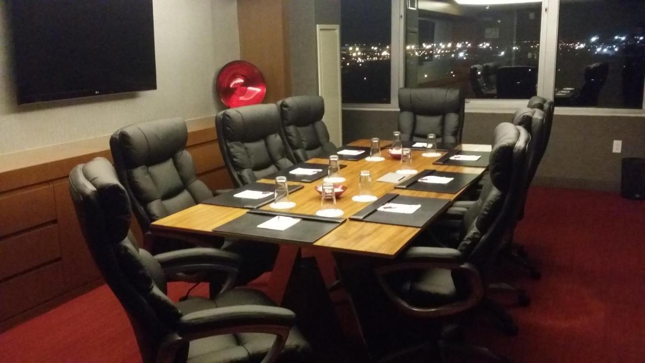 Crowne Plaza Jfk Airport New York City, An Ihg Hotel Ngoại thất bức ảnh